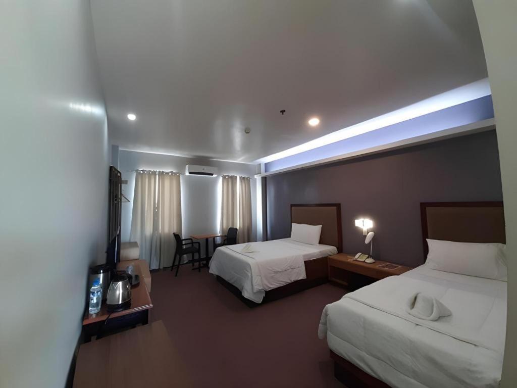 Hotel Camila 2 Dipolog Ngoại thất bức ảnh