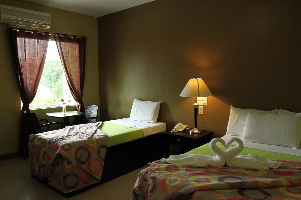 Hotel Camila 2 Dipolog Ngoại thất bức ảnh